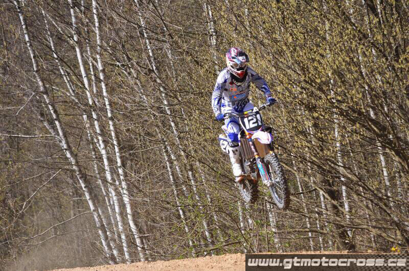 %_tempFileNamefoto2806_308%